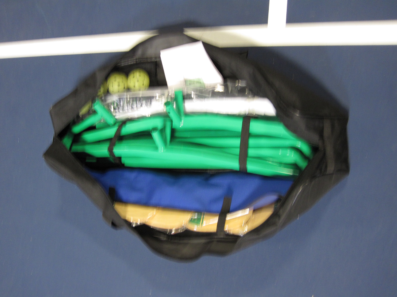 3.0 Tournament Net bag can hold 4 pickleballs and 4 paddles plus the entire net system
